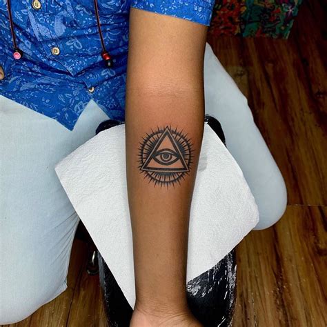 <b>Crying third eye tattoo meaning</b> The eyes are wide and often with intricate eyelashes, and there are tears to show the heart is <b>crying</b>. . Crying third eye tattoo meaning